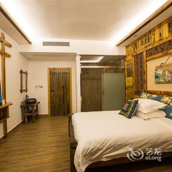 张家界虫二客栈酒店提供图片