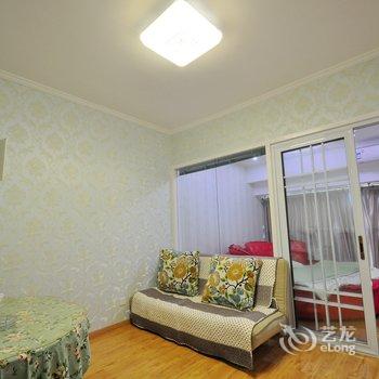 滁州浪漫满屋主题公寓(白云商厦中环国际店)酒店提供图片