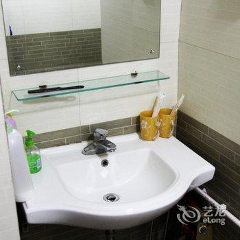 三叶草公寓(淄博中央国际广场店)酒店提供图片
