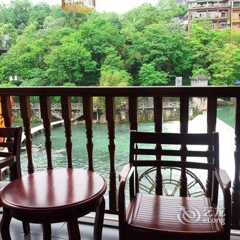 凤凰玉景阁酒店提供图片