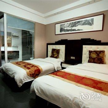 凤凰玉景阁酒店提供图片