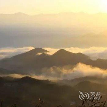 罗田薄刀峰紫雾山庄酒店提供图片