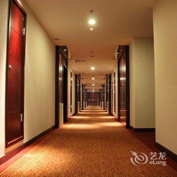 河北招考大厦酒店提供图片