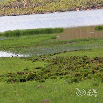 香格里拉帝贝近云特色度假酒店酒店提供图片