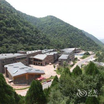 灵石石膏山卧龙山庄酒店提供图片