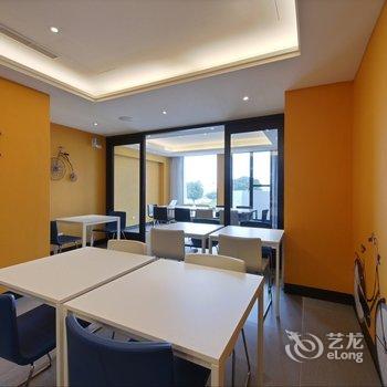 高雄碧港良居酒店提供图片