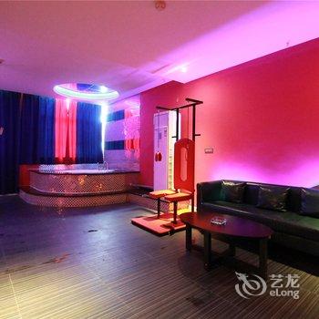 新乡全城热恋主题酒店酒店提供图片