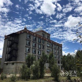 稻城天空假日大酒店酒店提供图片