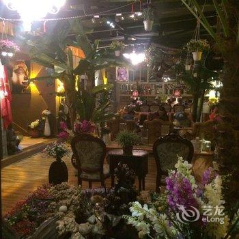 林芝贰加贰花园主题酒店酒店提供图片