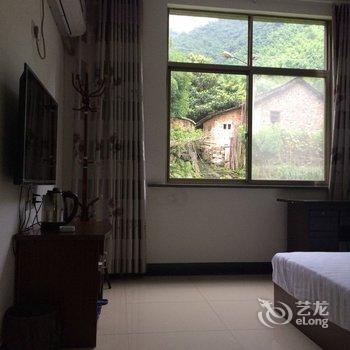 浙西大峡谷畔山小居农家乐酒店提供图片