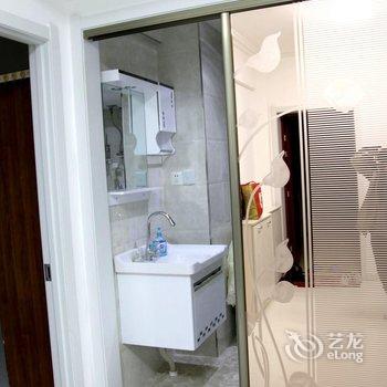 安居家庭连锁公寓(丹东丹建新时代店)酒店提供图片