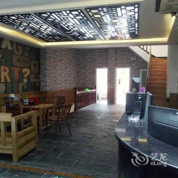 凤凰南山澜江景客栈酒店提供图片