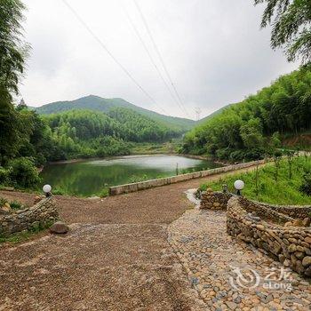 莫干山铜岭山居酒店提供图片