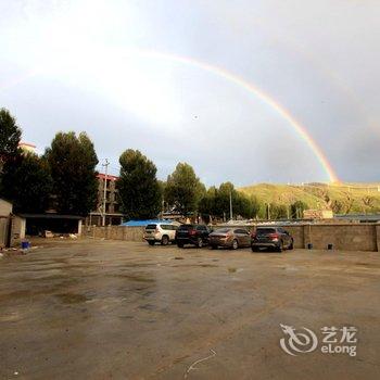 稻城圣地映像精品主题酒店酒店提供图片