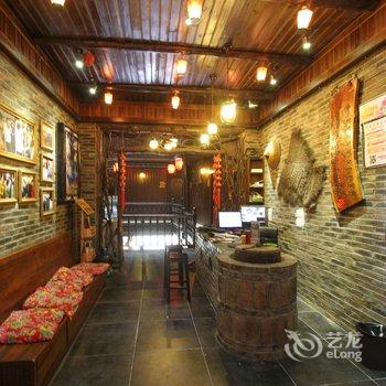 凤凰等你来客栈(江景店)酒店提供图片