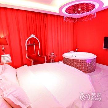 天鹅恋情侣主题酒店(西安小寨店)酒店提供图片