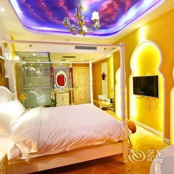 天鹅恋情侣主题酒店(西安小寨店)酒店提供图片