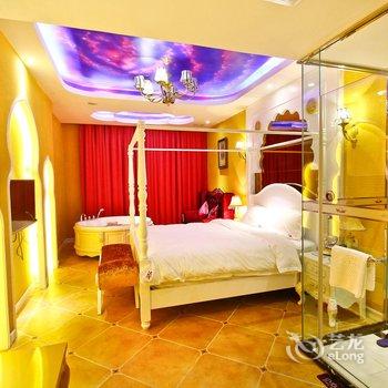 天鹅恋情侣主题酒店(西安小寨店)酒店提供图片