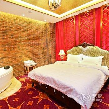 天鹅恋情侣主题酒店(西安小寨店)酒店提供图片