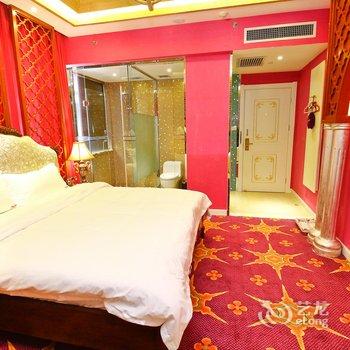 天鹅恋情侣主题酒店(西安小寨店)酒店提供图片