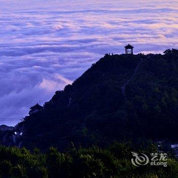 泰安泰山顶天街宾馆酒店提供图片