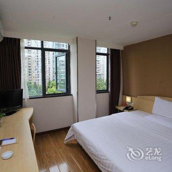 明和商务酒店(重庆龙湖店)(原7天酒店重庆龙湖店)酒店提供图片