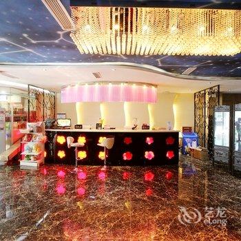 青岛爱悦水晶主题酒店酒店提供图片