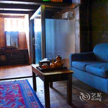 稻城亚丁藏迦主题文化酒店酒店提供图片