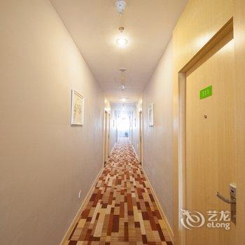 莫泰168(启东江海中路店)酒店提供图片