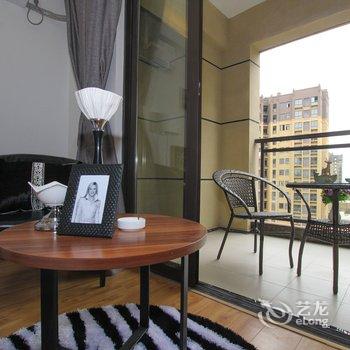 桂林优家轻居连锁公寓(高新万达店)酒店提供图片