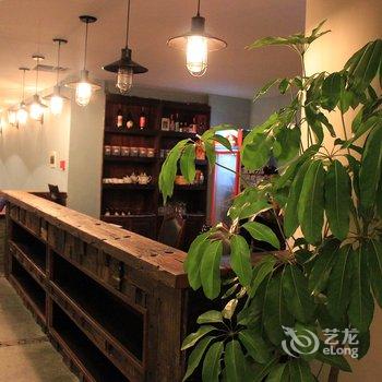 篝火盛筵海南万宁日月湾南海渔村客栈(主题酒店)酒店提供图片