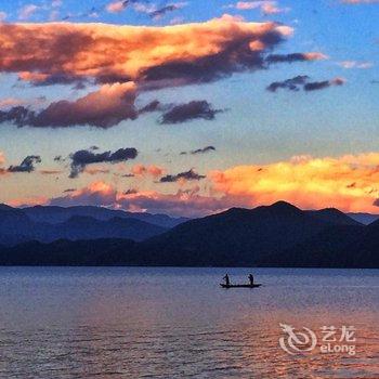 泸沽湖糊涂岁月客栈酒店提供图片