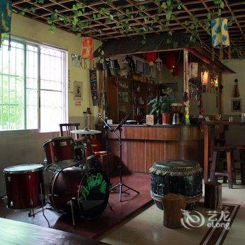 韶关丹霞山欢乐丹霞行酒店提供图片