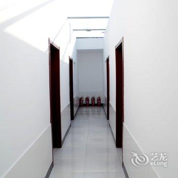 兴城君亿德家庭宾馆酒店提供图片