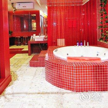 万爱情侣主题酒店(昆明汇都店)酒店提供图片