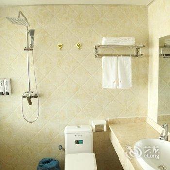 海南州高原红酒店(共和县)酒店提供图片