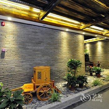 昆明亨瑞丰客栈(万商城店)酒店提供图片