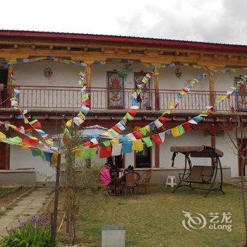 稻城藏域风情客栈酒店提供图片