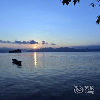 泸沽湖自在·情人树野奢连锁客栈酒店提供图片