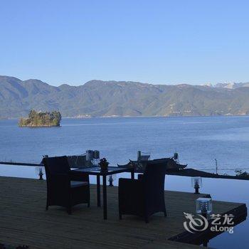 泸沽湖听花堂海景花园客栈(原大嘴窝窝客栈)酒店提供图片