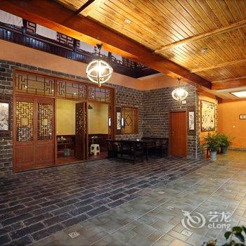 张家界溪布街陆号客栈酒店提供图片