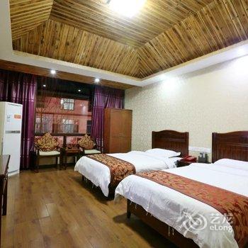 张家界溪布街陆号客栈酒店提供图片