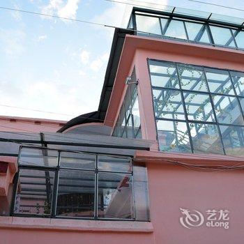 香格里拉阳光逸主题客栈酒店提供图片