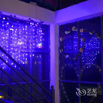 香格里拉阳光逸主题客栈酒店提供图片