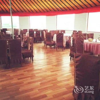 克什克腾旗乌兰布统红松湖度假村酒店提供图片