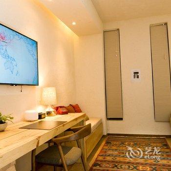 泸沽湖诗莉莉泛蜜月·昂月精品度假酒店酒店提供图片