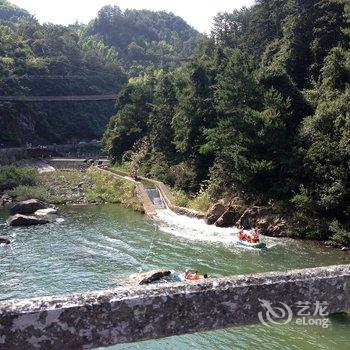 临安大峡谷润水山庄酒店提供图片