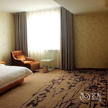镇平LT时尚酒店酒店提供图片