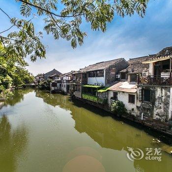 青里咖啡主题客栈酒店提供图片