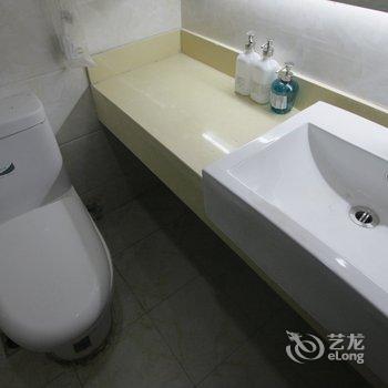 YOUNG精品公寓上海浦东世博园店酒店提供图片